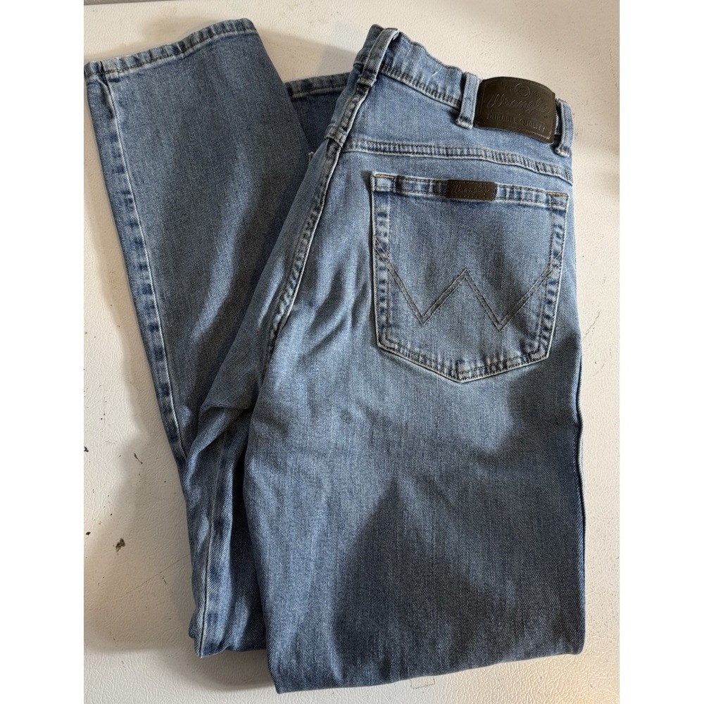 Wrangler Jeans Mens 30x32 Blue Denim Straight Fit Western Cowboy Durable